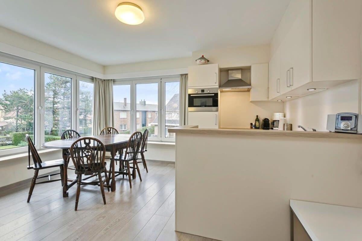 Huswell - Lovely Family Apartment 50 Meters From The Sea De Haan Eksteriør bilde